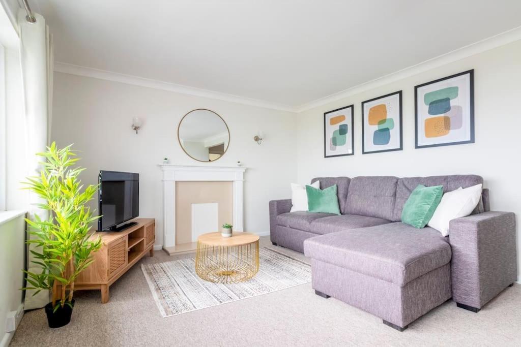 Panoramic Sea View Apartment Sleeps 4-Free Parking Bournemouth Luaran gambar